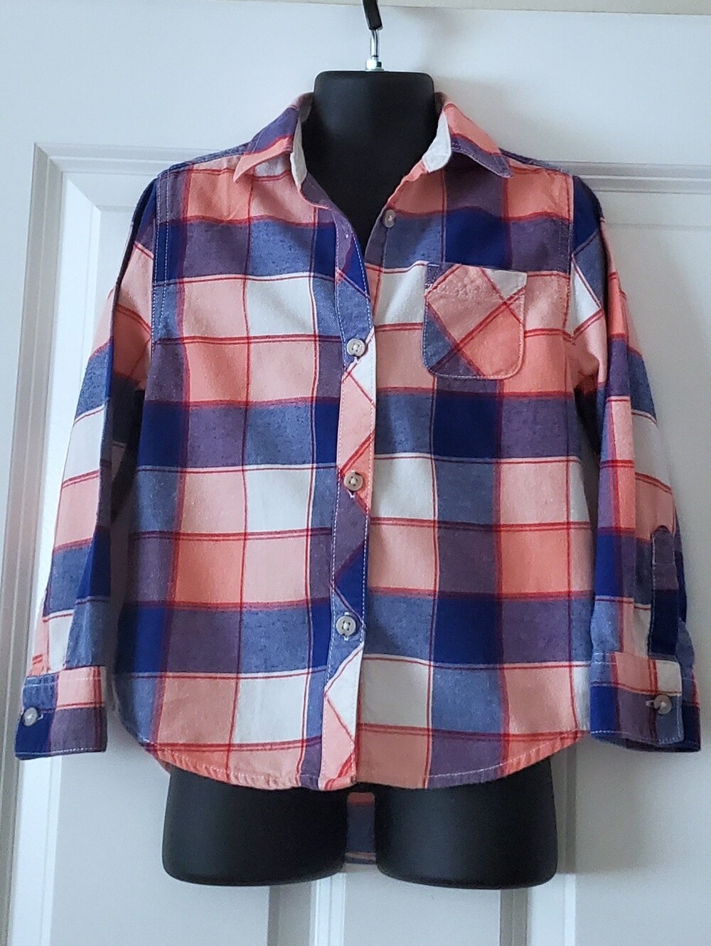 Cat & Jack Girl's Swoop Hem Button Up Flannel Shirt